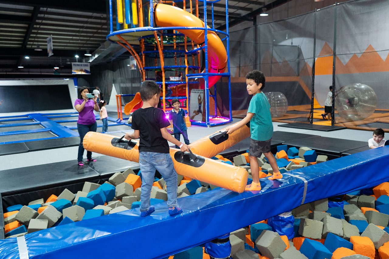 Actividades Summit Trampoline Park